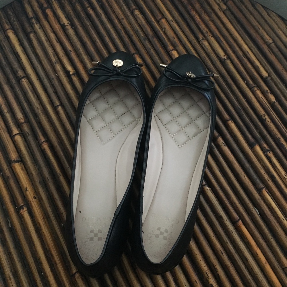 Black Vince Camuto Flats
